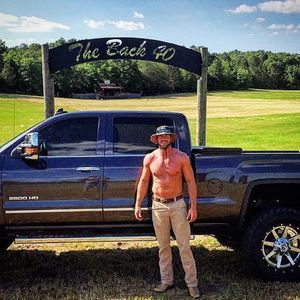 Meet your Posher, James